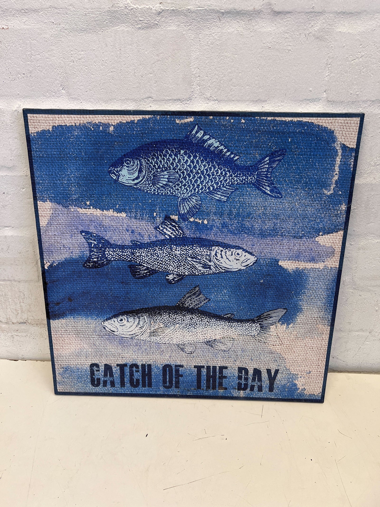 This striking wall painting Blue Fished
