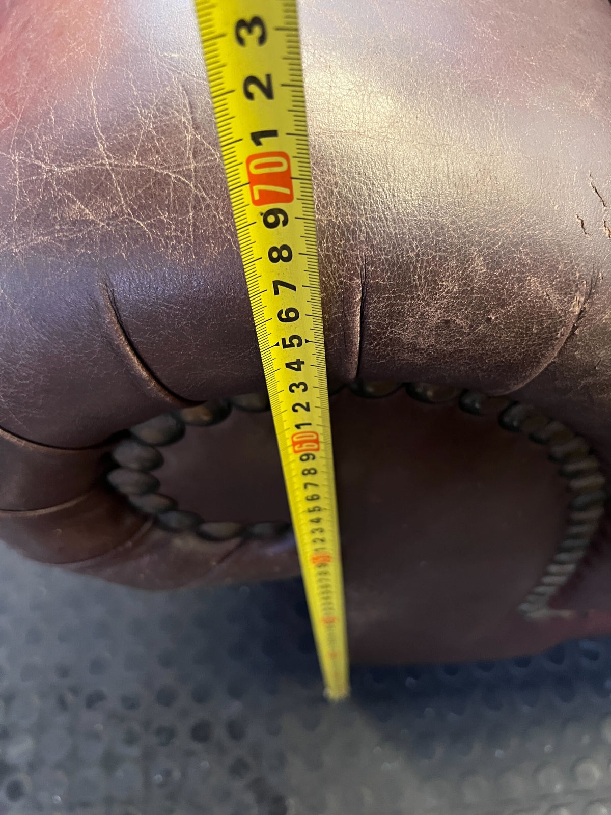 Timeless Burgundy Leather 2-Seater Sofa