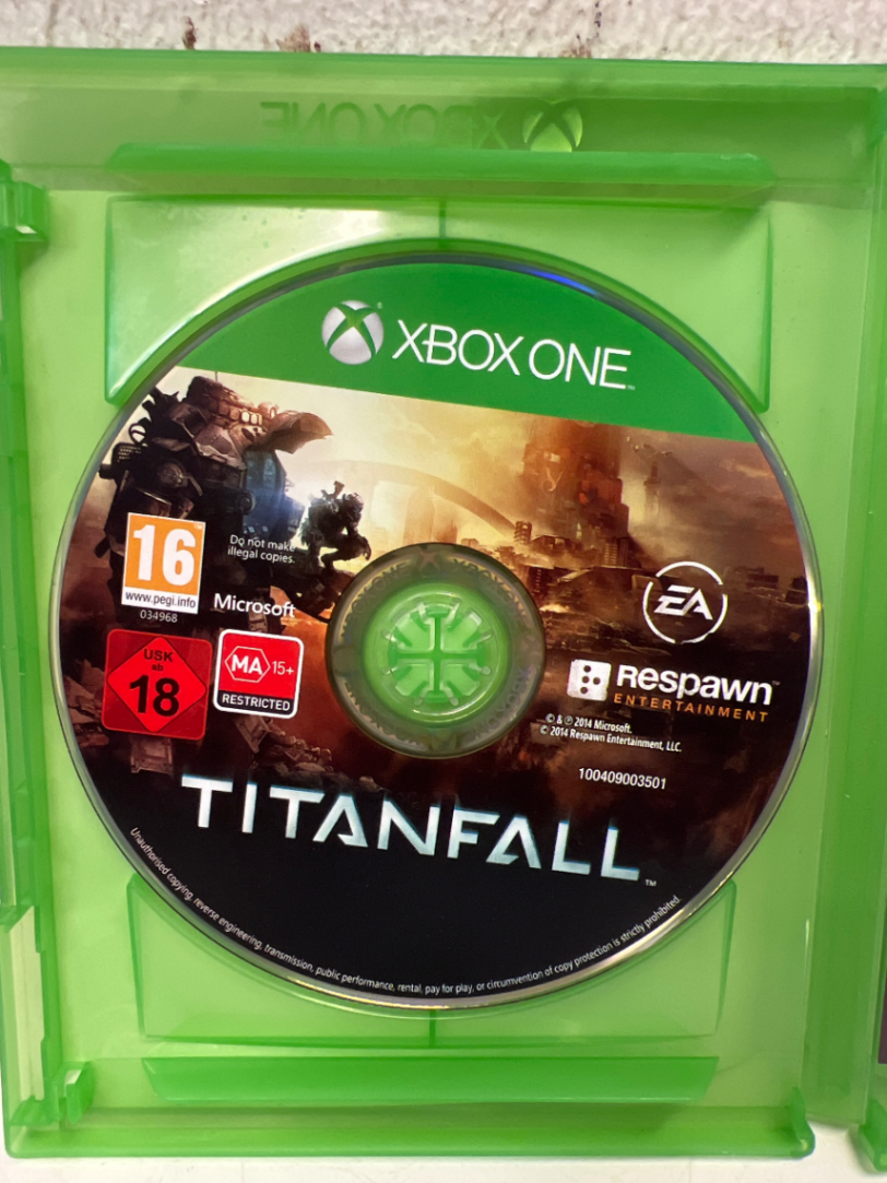 Titanfall (Xbox One) - Good Condition - 2ndhandwarehouse.com