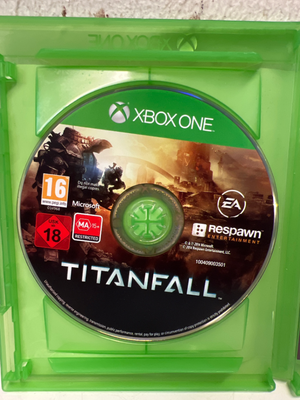 Titanfall (Xbox One) - Good Condition - 2ndhandwarehouse.com