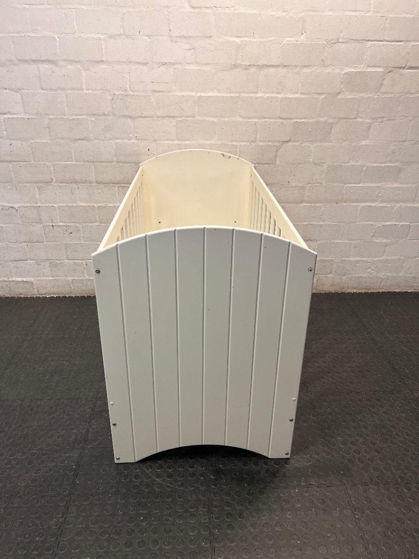 Treehouse White Wooden Baby Cot — Visible Teeth Marks and Small Chips in Finish
