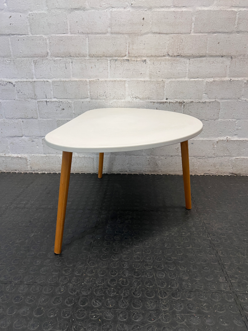 Triangular White Coffee Table with Tapered Wooden Legs