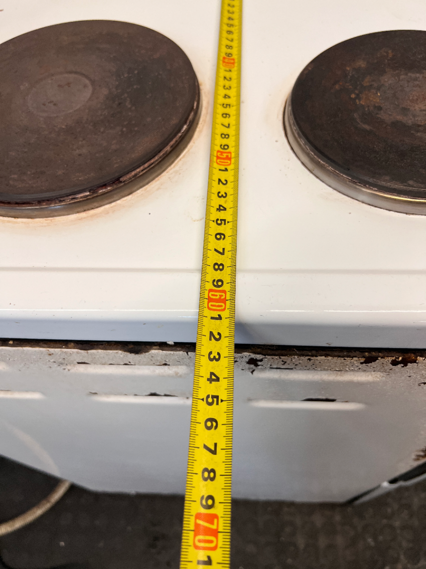Univa 4-Plate Electric Stove - Failed Testing / Heavy Rusting - 2ndhandwarehouse.com