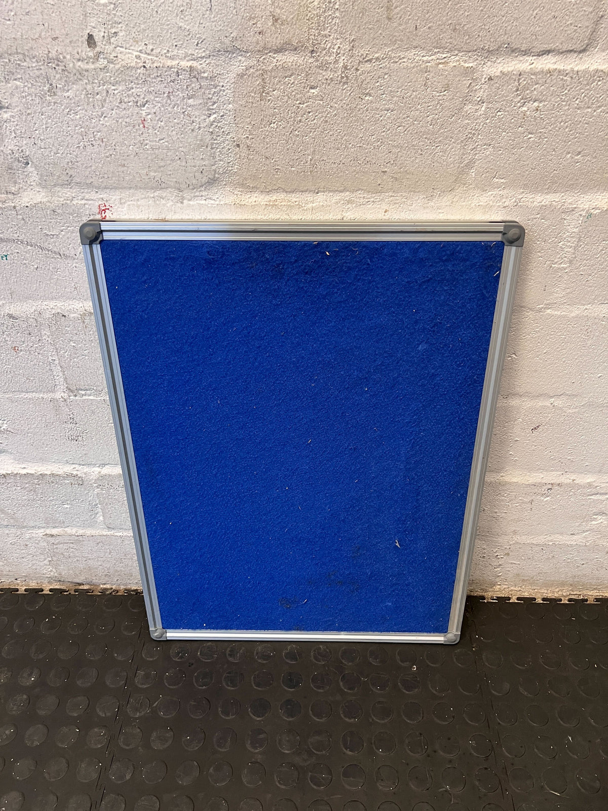Versatile Blue Felt Pinboard with Aluminum Frame - 2ndhandwarehouse.com