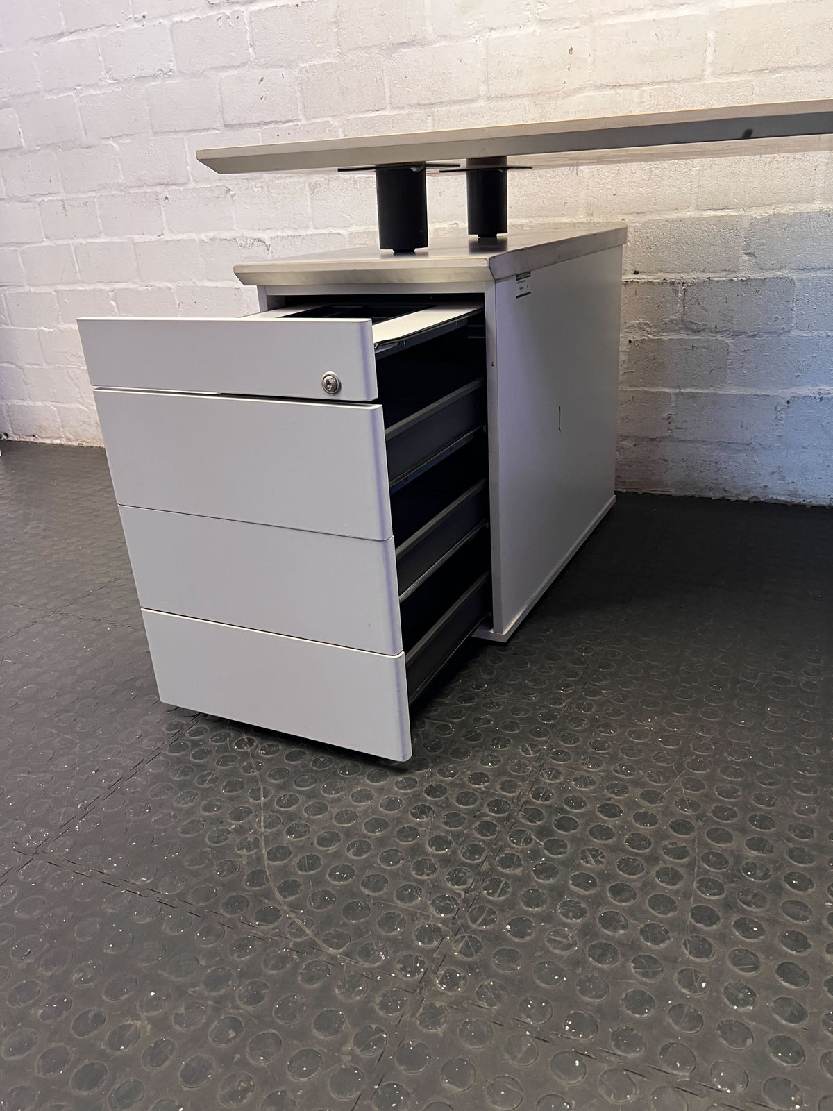 Versatile Grey Office Desk with Integrated 3-Drawer Pedestal - 2ndhandwarehouse.com