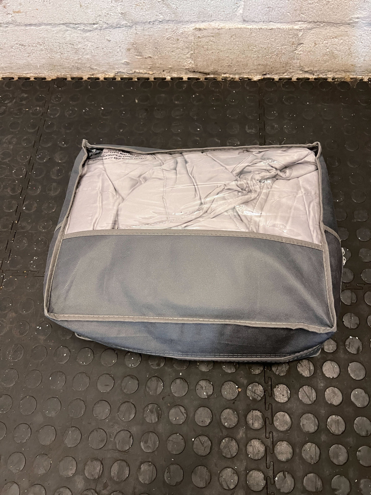 Versatile Grey Quilted Blanket/Duvet with Storage Bag - 2ndhandwarehouse.com