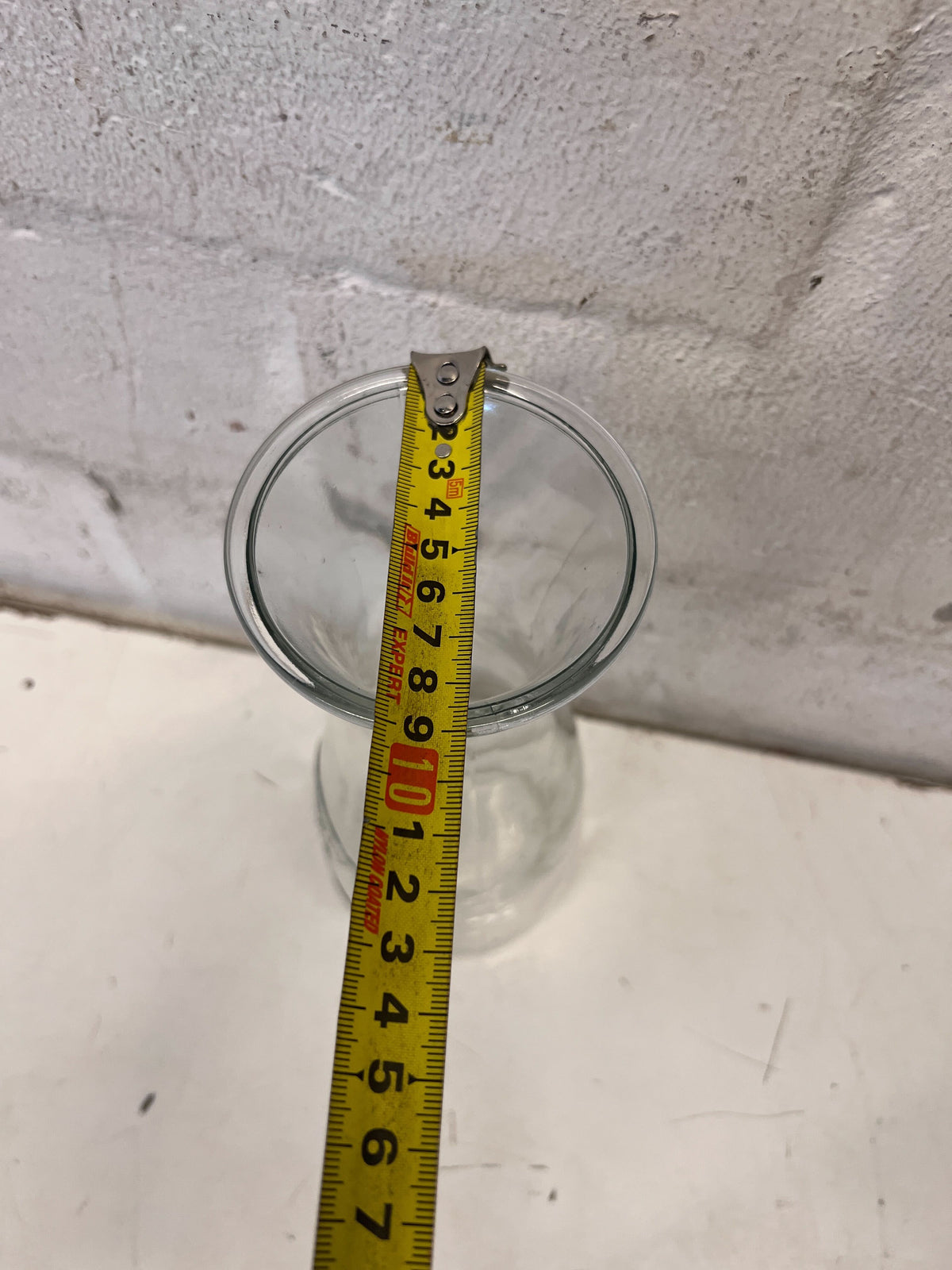 Versatile Humphrey Style Clear Glass Carafe - 2ndhandwarehouse.com