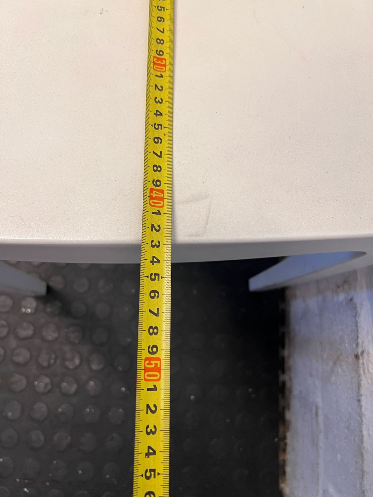 Versatile White Molded Dining Chair - 2ndhandwarehouse.com