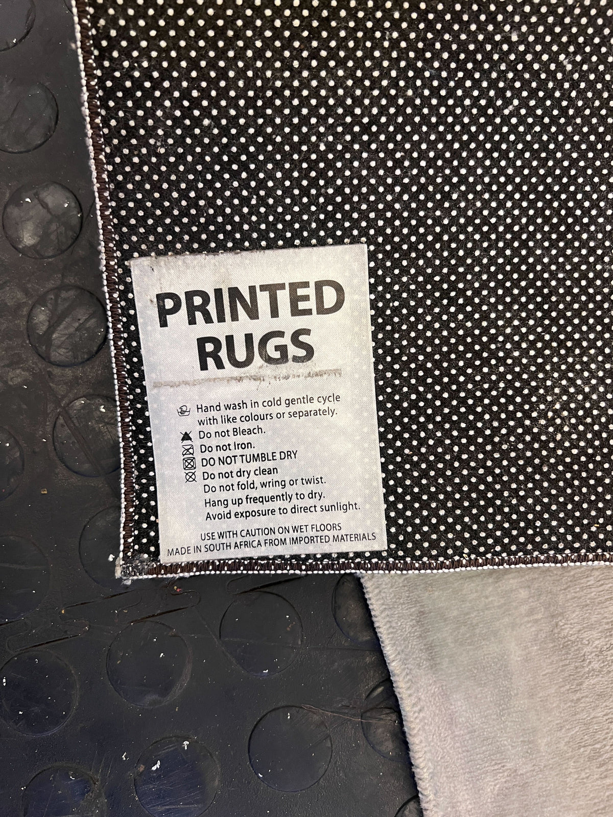 Vibrant Geometric Art Deco Style Area Rug 220 x 150cm