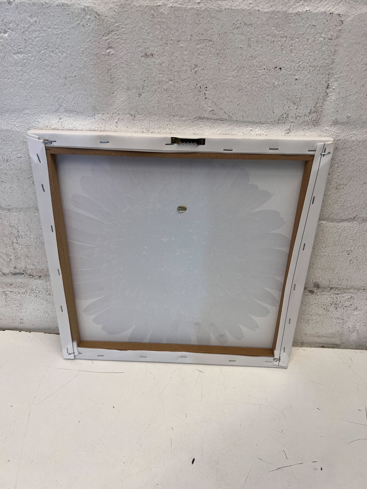 Vibrant Purple Gerbera Daisy Canvas Wall Art - 2ndhandwarehouse.com