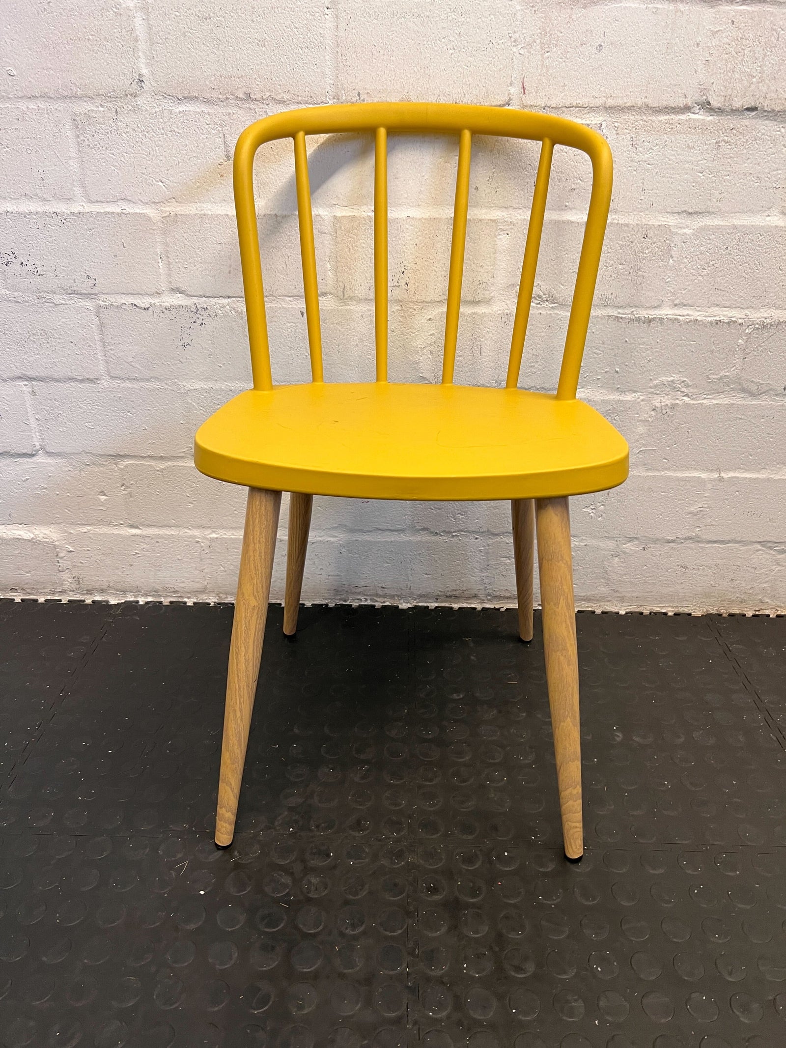 Vibrant Yellow Wooden Dining Chair – Retro Style