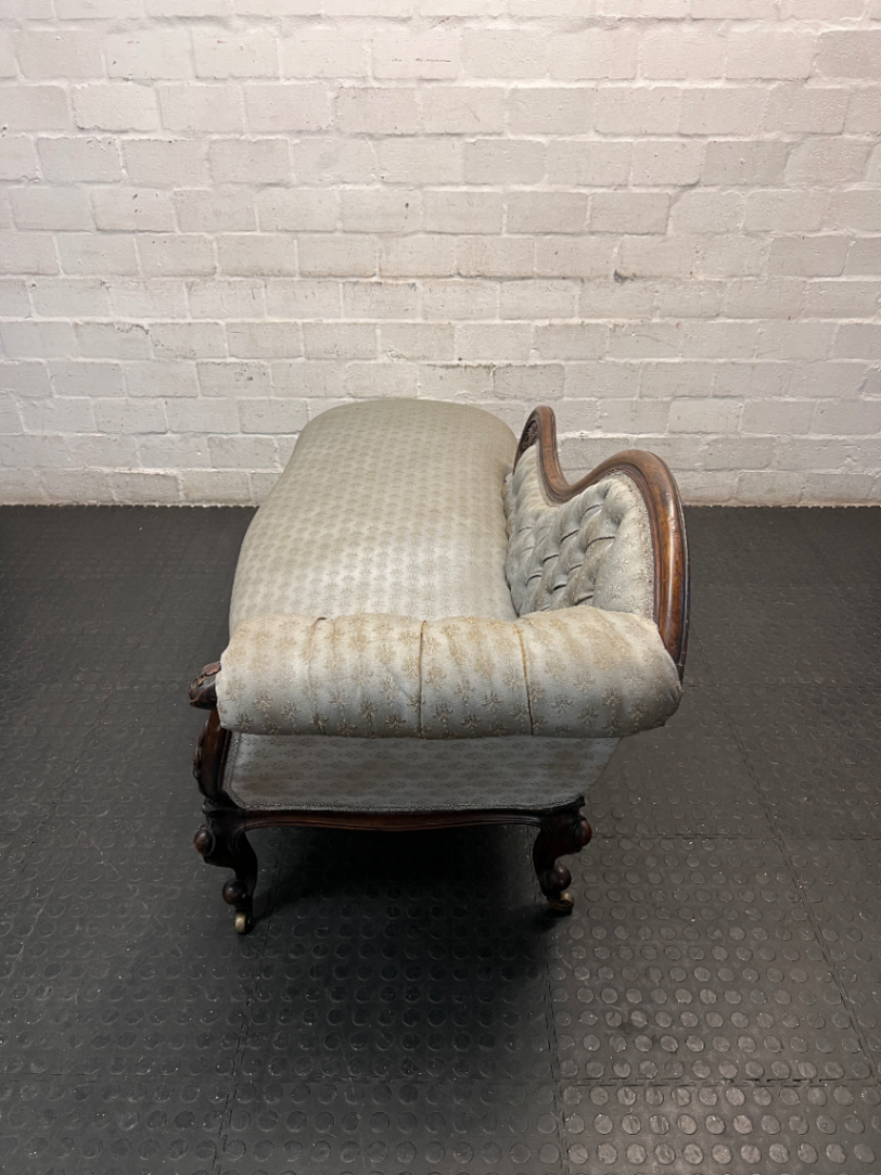 Victorian Style Button-Tufted Chaise Longue — Used Condition