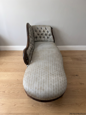 Victorian Style Button-Tufted Chaise Longue — Used Condition