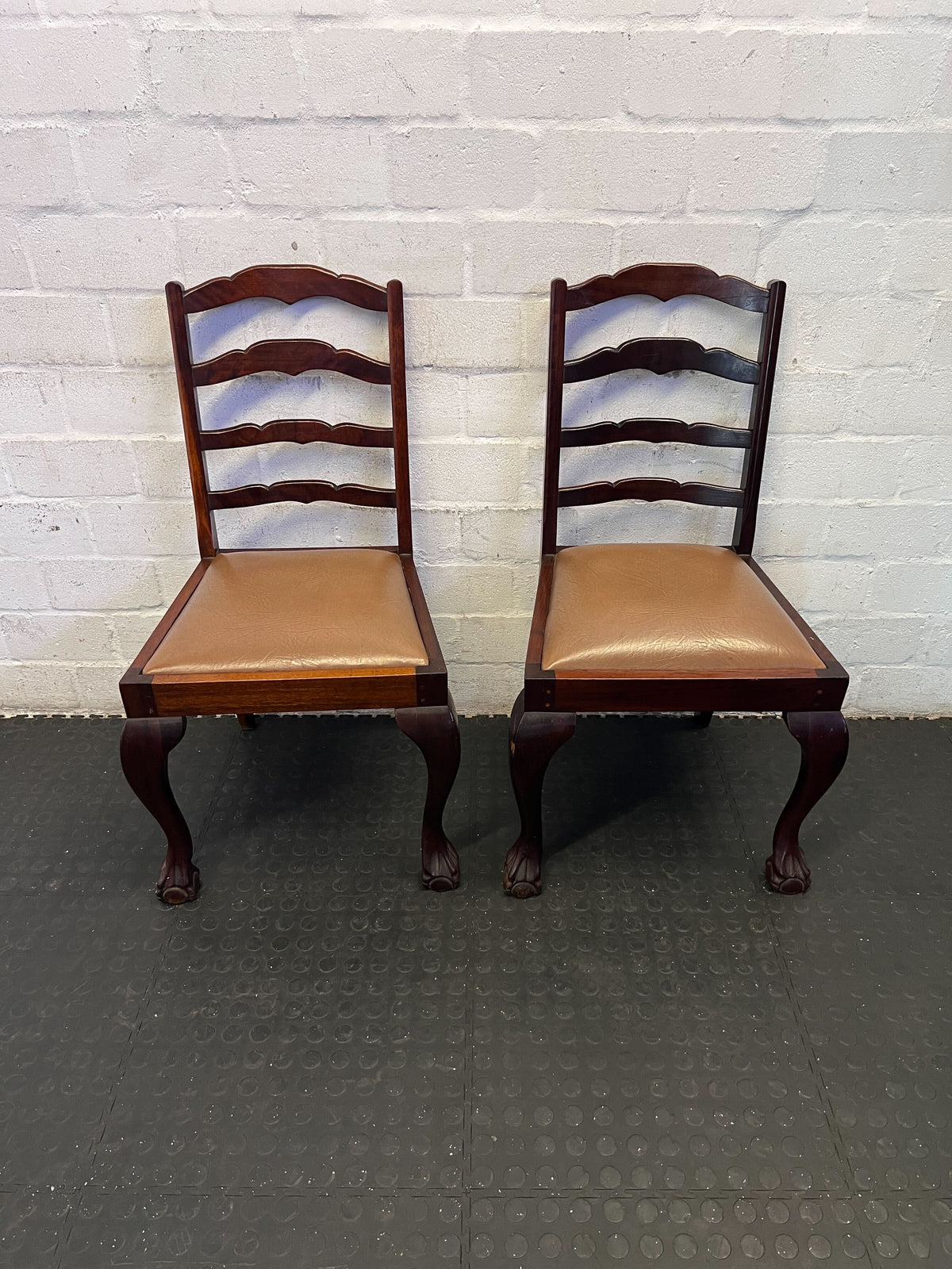 Vintage Ladder Back Dining Chair with Cabriole Legs