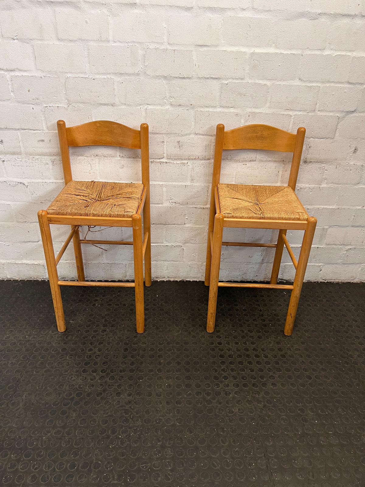Vintage Natural Wood Bar Chair with Woven Seat – Minor Wear - 2ndhandwarehouse.com