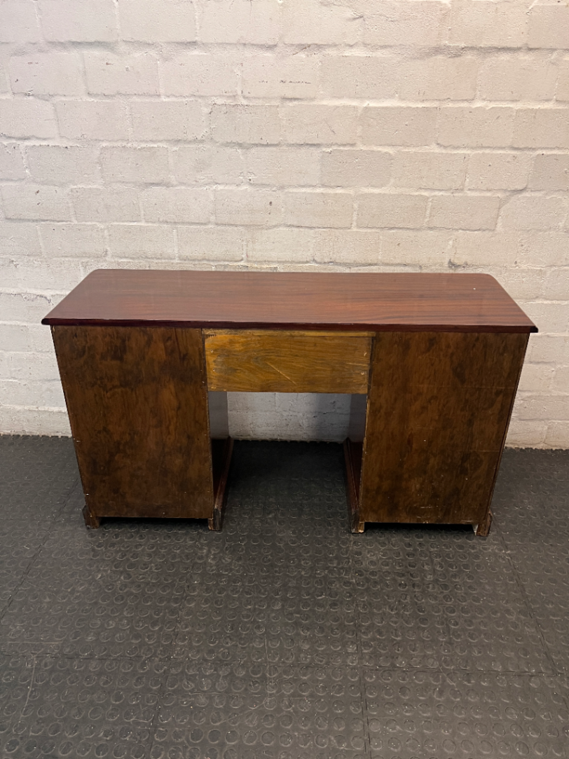 Vintage-Style 7-Drawer Wooden Dressing Table
