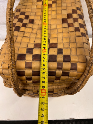 Vintage Two-Tone Woven Rattan Picnic Basket with Lid - 2ndhandwarehouse.com