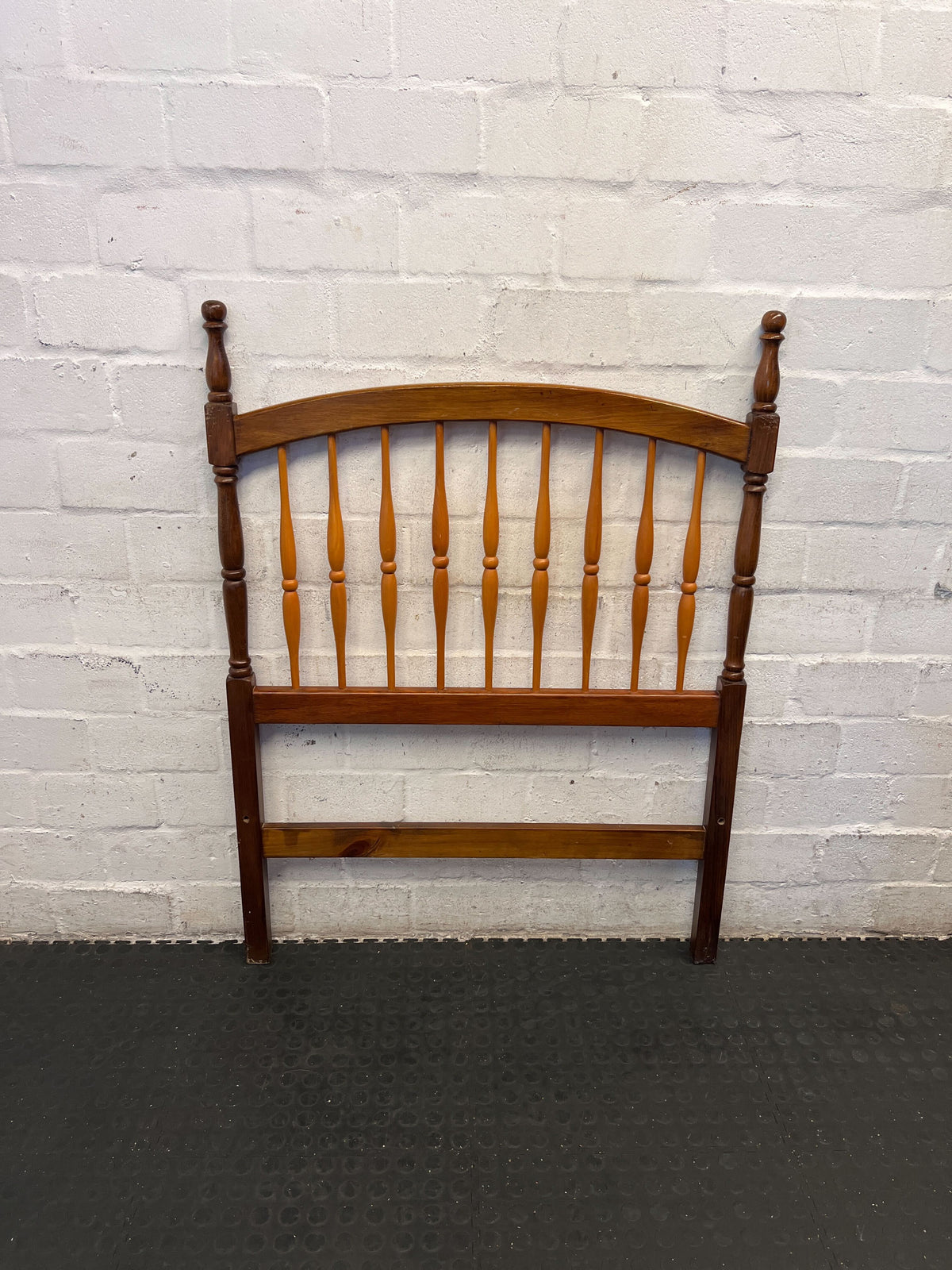 Vintage Wooden Spindle Headboard - Single/Twin Bed - Fair used - 2ndhandwarehouse.com