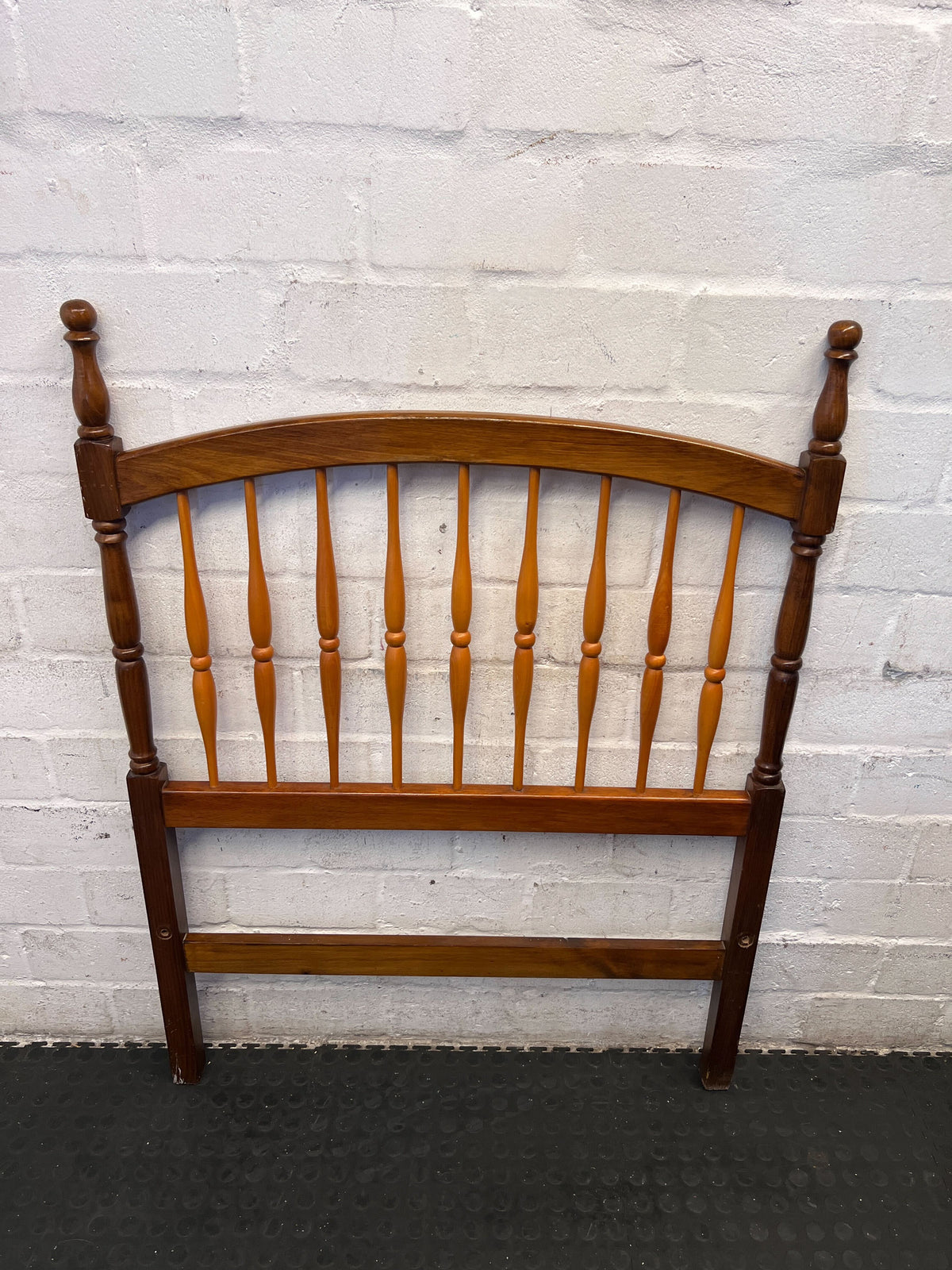 Vintage Wooden Spindle Headboard - Single/Twin Bed - Fair used - 2ndhandwarehouse.com