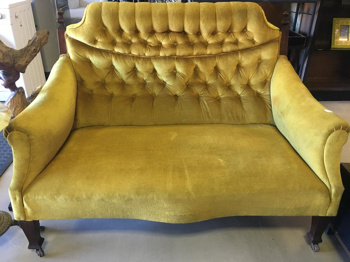 🛋️ Find Your Perfect Couch at Our Montague Gardens Branch & Online! - 2ndhandwarehouse.com