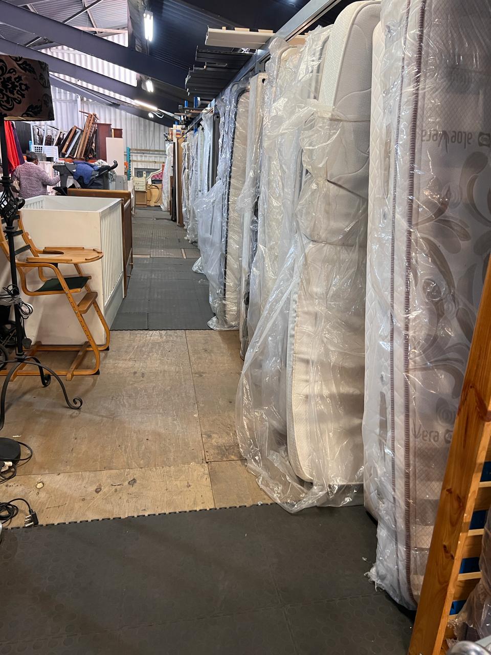 🛏️ Discover Comfort at 2nd Hand Warehouse! Beds & Mattresses Available 🛌