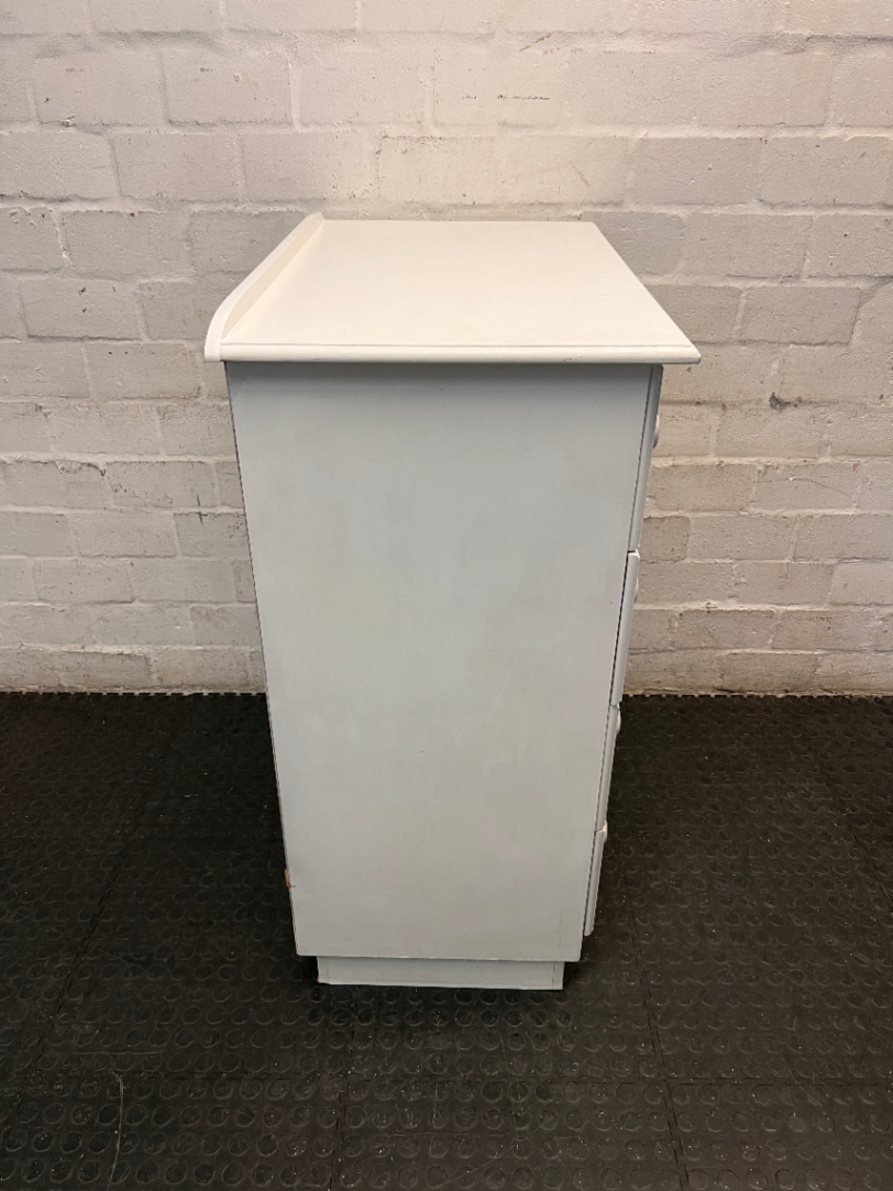White 4-Drawer Chest with Round Knobs — Worn Paint Finish and Surface Bumps