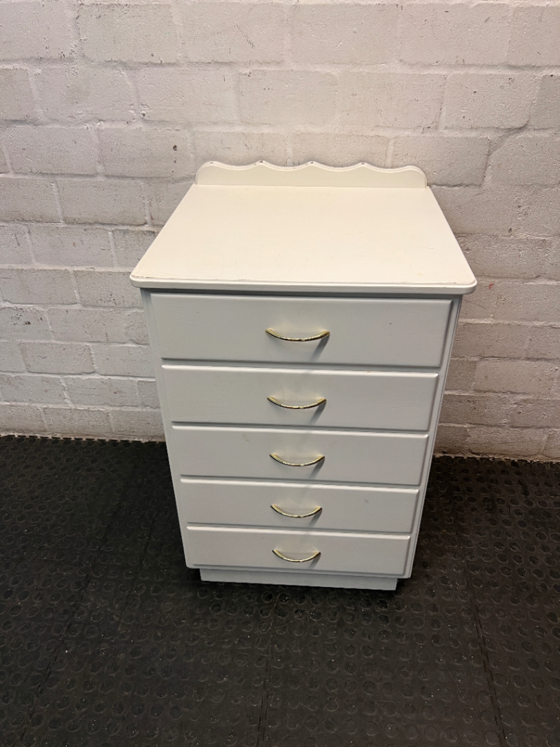 White 5-Drawer Chest with Scalloped Top Rail