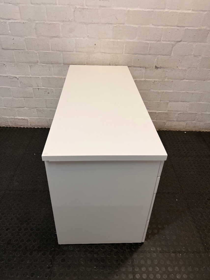 White 8-Drawer Dressing Table with Integrated Handles — Visible Surface Scratches