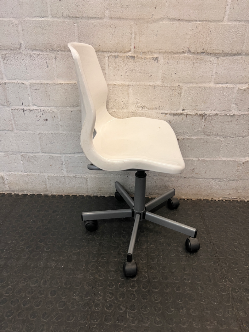 White Armless Swivel Typist Chair