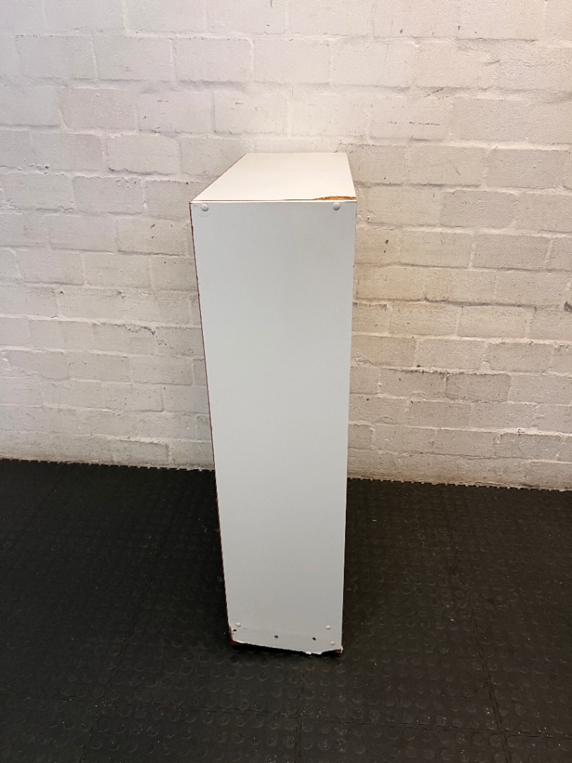 White Four-Shelf Bookcase — Structural Damage; Unable to Stand I - 2ndhandwarehouse.com
