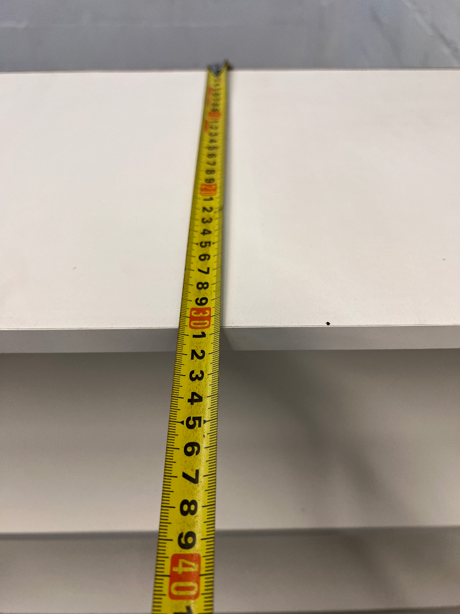 White Four-Shelf Bookcase — Structural Damage; Unable to Stand I - 2ndhandwarehouse.com