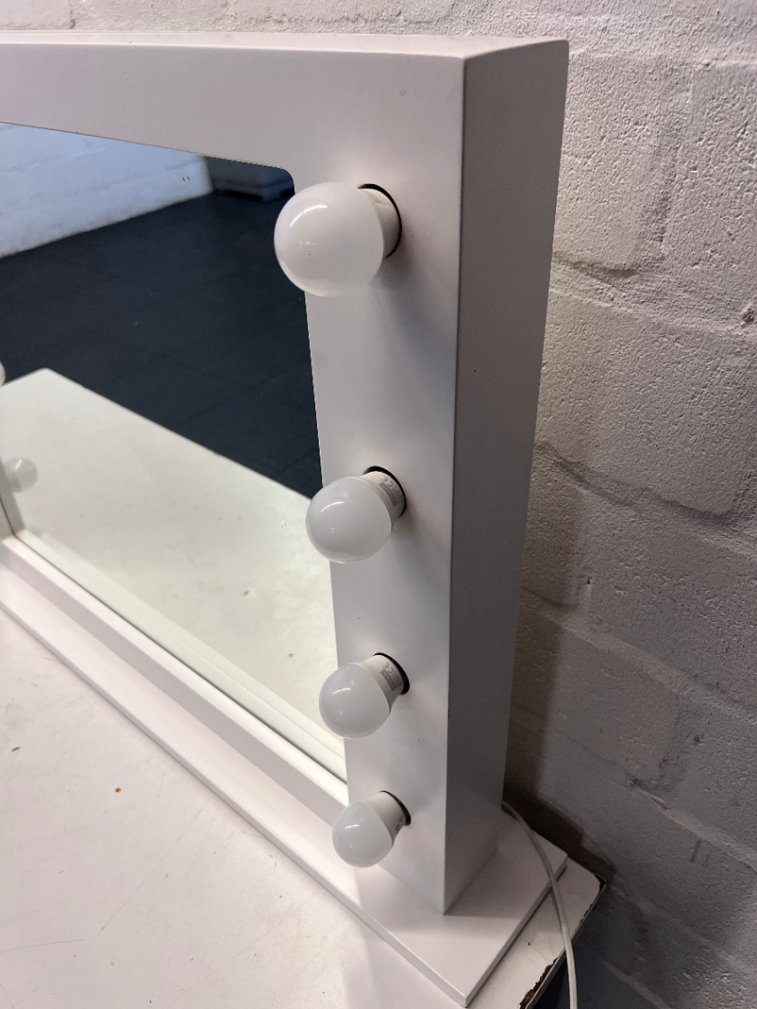 White Illuminated Hollywood Vanity Mirror