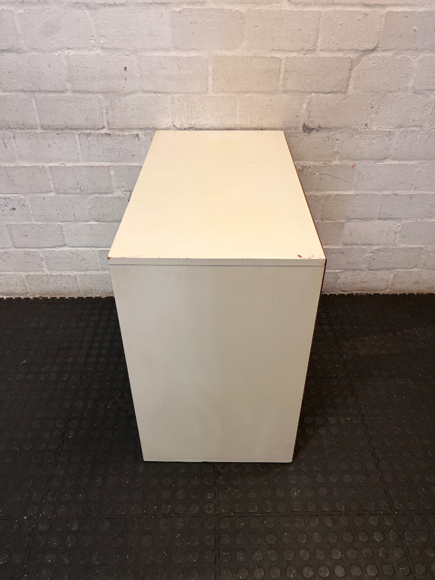 White Louvre-Door Storage Cabinet - Visible Wear to Edges - 2ndhandwarehouse.com