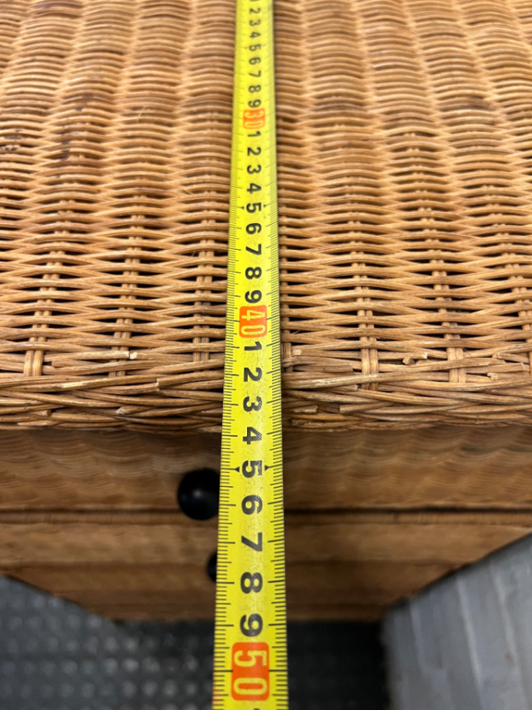 Wicker and Metal 5-Drawer Chest — Damaged Drawer and Significant Wear