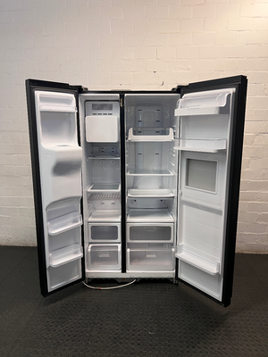 Samsung Black Mirror Side-by-Side Fridge Freezer — Good Working Order – condition detail