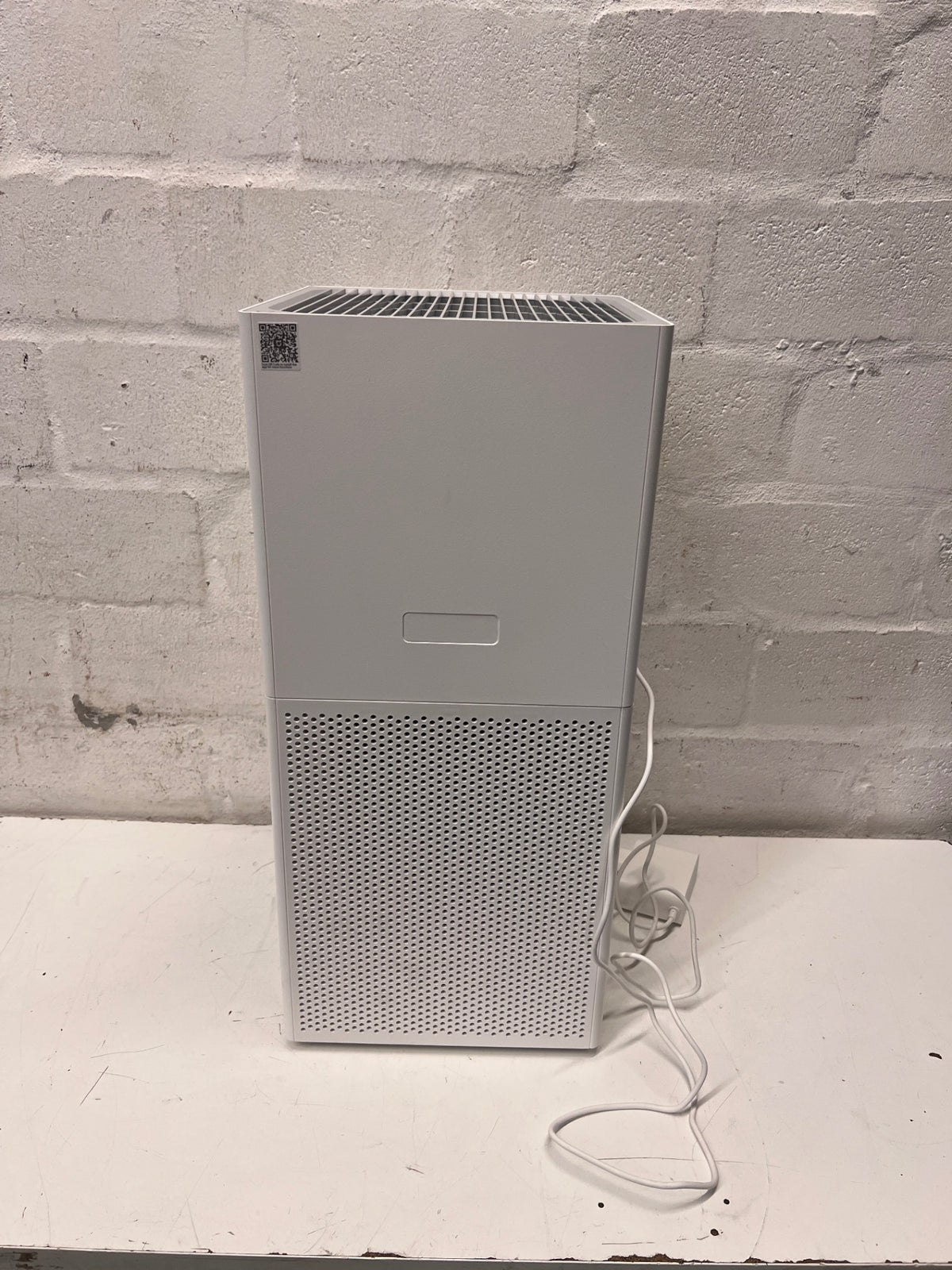 Xiaomi Smart Air Purifier 4 Lite in White — Good Working Order – side view