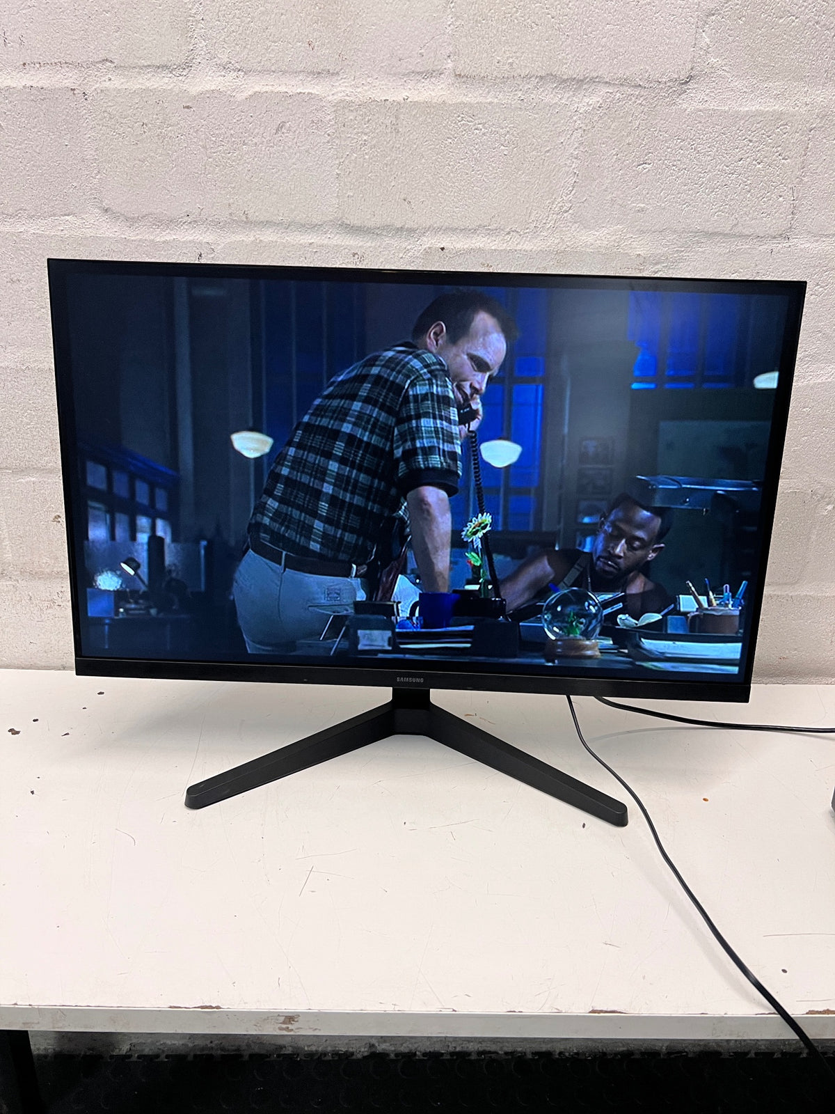 Samsung Widescreen Computer Monitor with V-Stand — Good Working Order – main front view