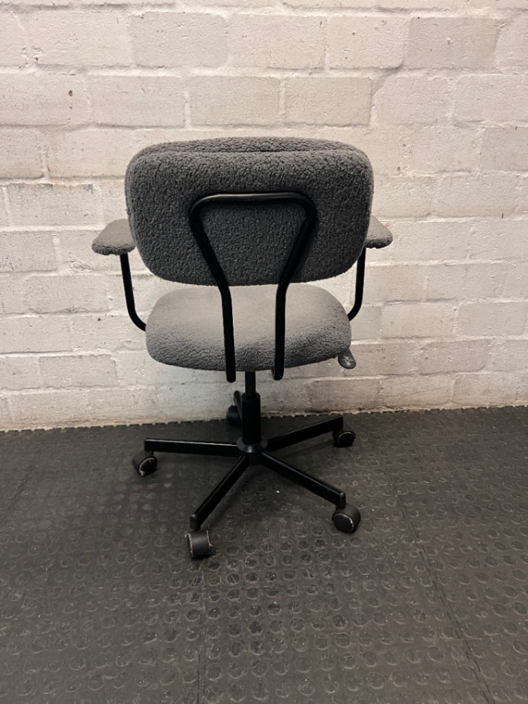 Grey Textured Fabric Swivel Office Chair — Fair Condition – condition detail