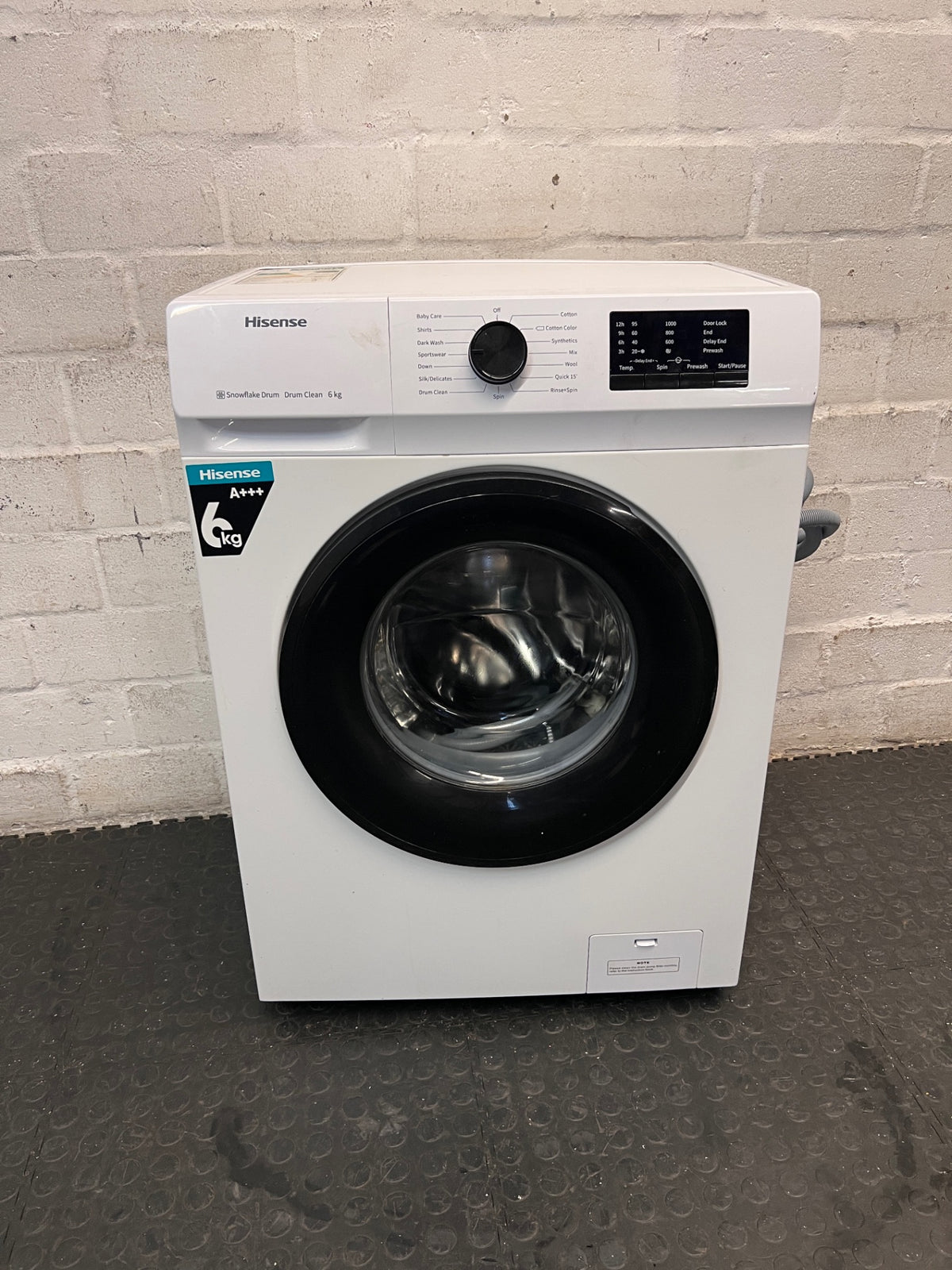 Hisense 6kg Front-Loader Washing Machine in White — Good Working Order; Well Used – main front view