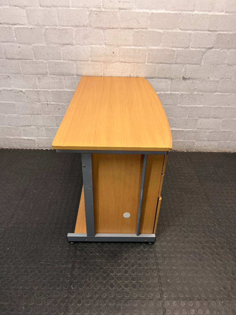 Oak Finish Office Desk with Keyboard Tray and Drawers — Great Condition – condition detail