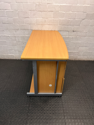 Oak Finish Office Desk with Keyboard Tray and Drawers — Great Condition – condition detail
