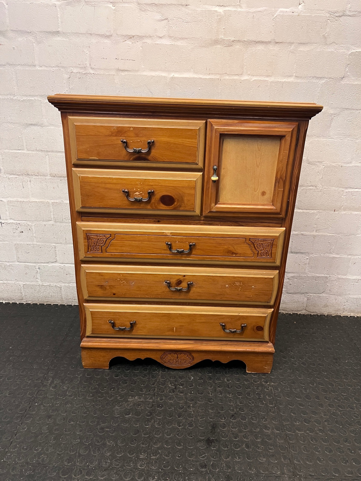 Traditional Oak Tone Chest of Drawers with Cupboard — Used Condition – main front view