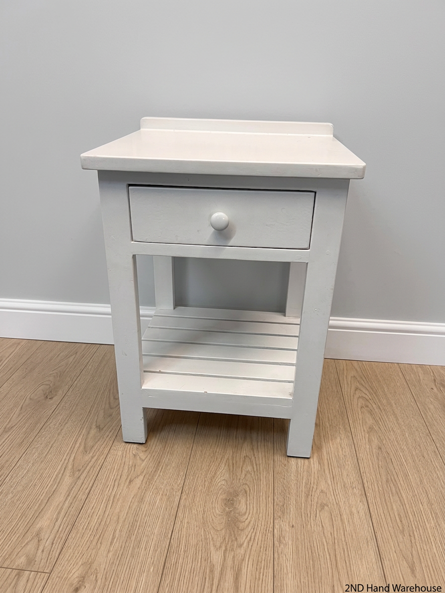 White Cottage Style Bedside Table with Slatted Shelf – styled product image