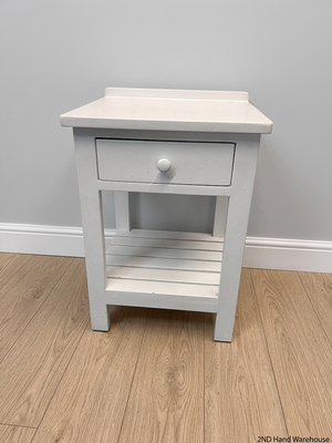 White Cottage Style Bedside Table with Slatted Shelf – styled product image