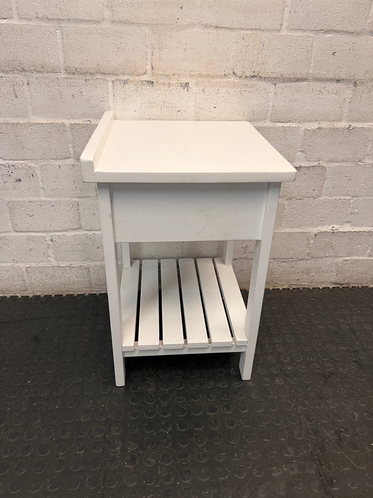 White Cottage Style Bedside Table with Slatted Shelf – top view