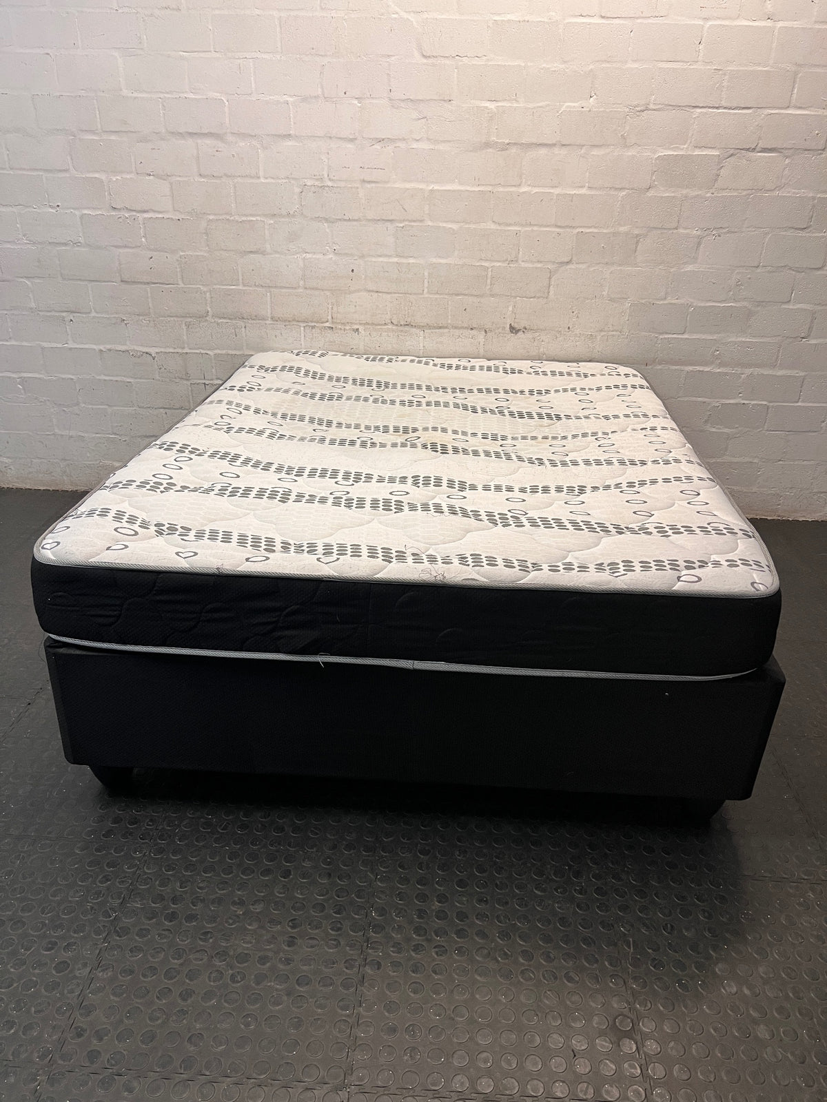 Queen Size Base Set with Patterned Mattress — Used; Fair Condition – condition detail