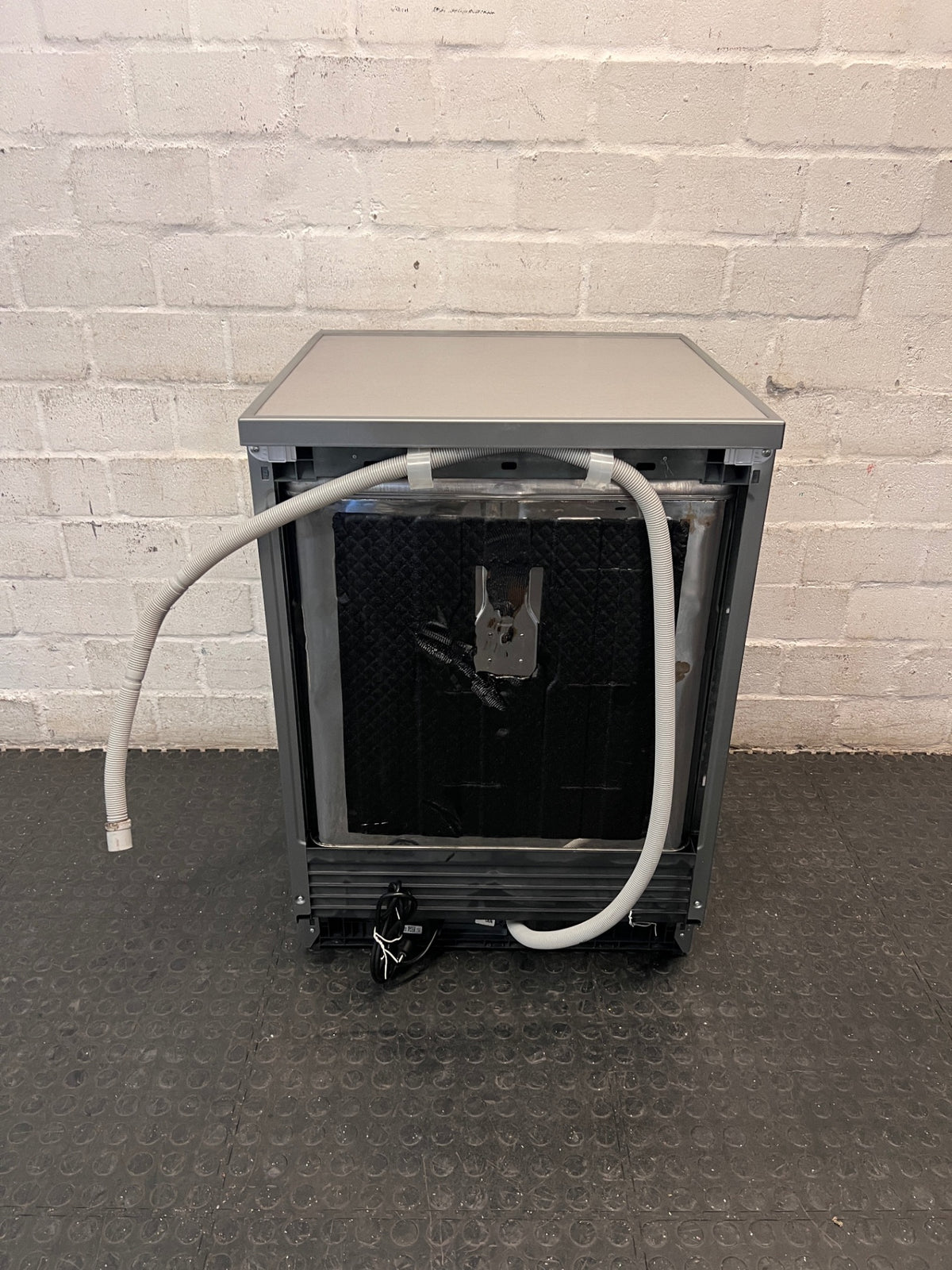 Defy Metallic Silver Freestanding Dishwasher — Good Working Order – back view