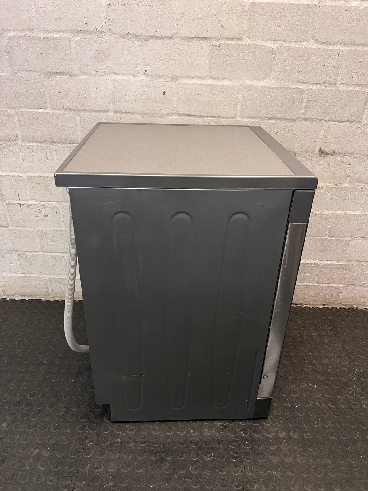 Defy Metallic Silver Freestanding Dishwasher — Good Working Order – top view