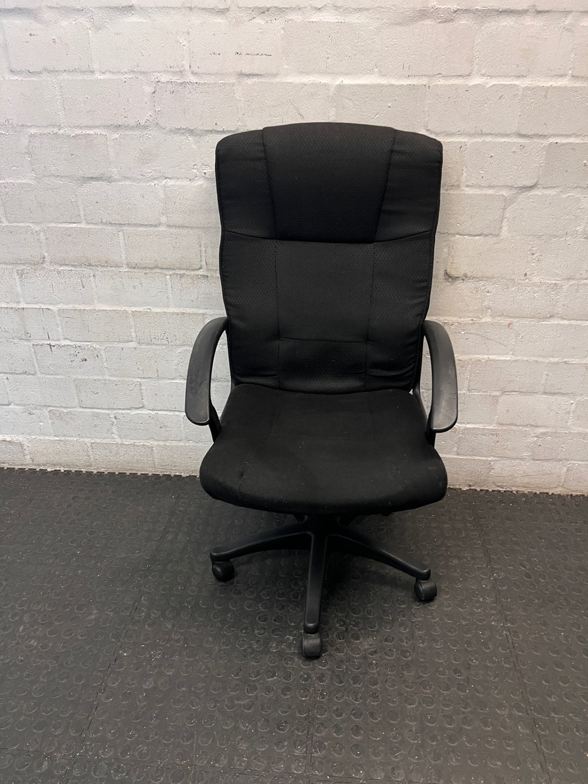 Black High-Back Fabric Office Chair — Broken Wheels – main front view