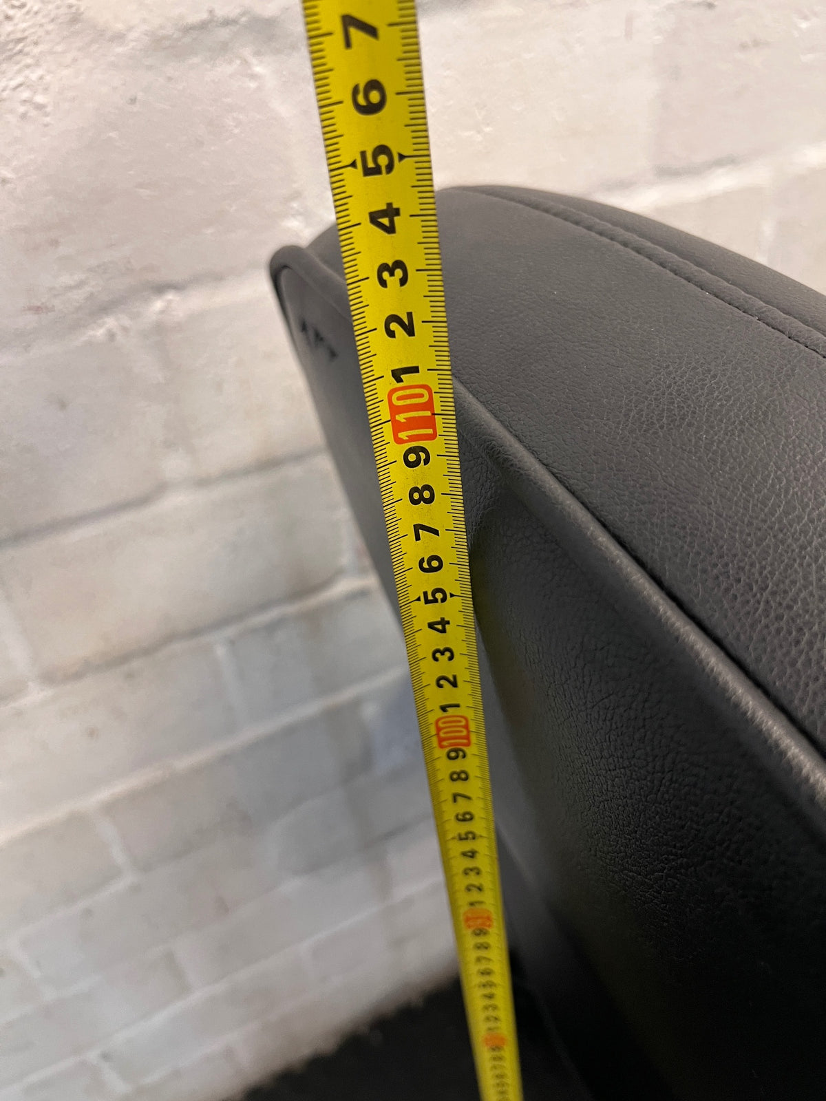 High-Back Black Swivel Office Chair — Broken Wheels on Chair Base – height measurement